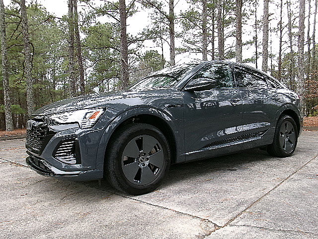 Audi Q8 e-tron Sportback  2024