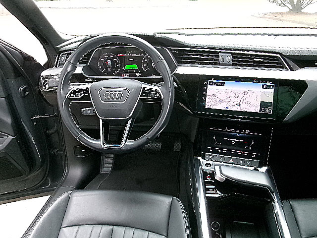 Audi Q8 e-tron Sportback  2024