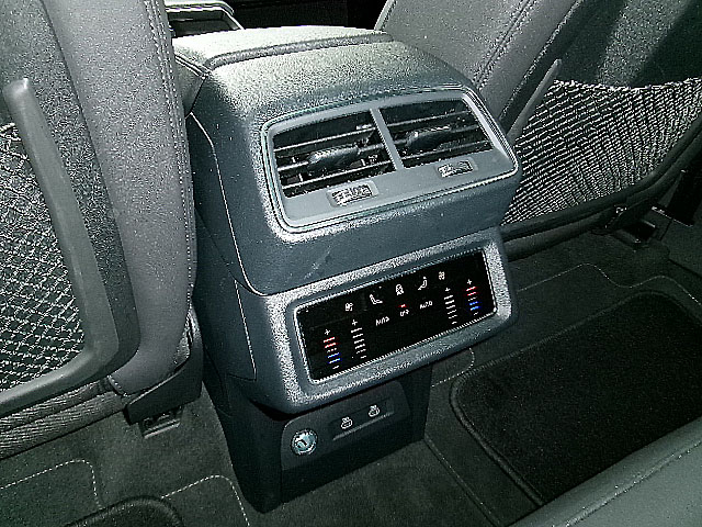 Audi Q8 e-tron Sportback  2024