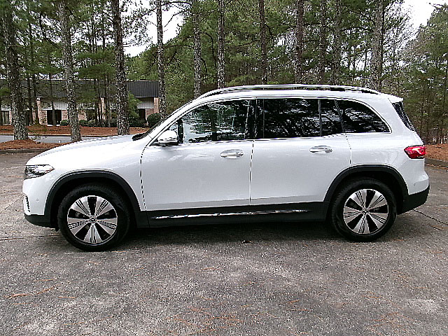 Mercedes-Benz EQB  2023