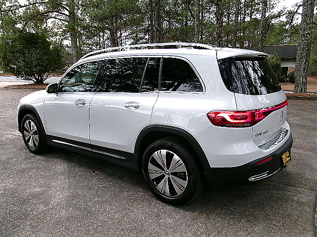 Mercedes-Benz EQB  2023