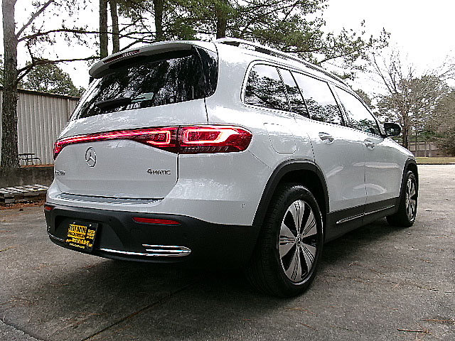 Mercedes-Benz EQB  2023