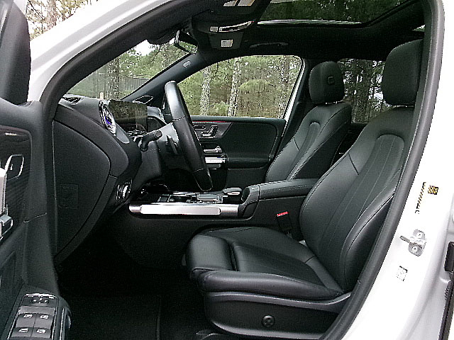 Mercedes-Benz EQB  2023