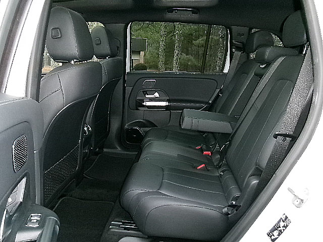 Mercedes-Benz EQB  2023