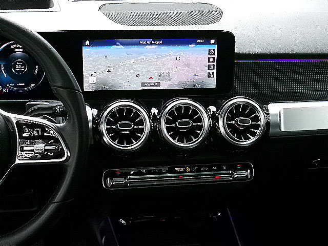 Mercedes-Benz EQB  2023