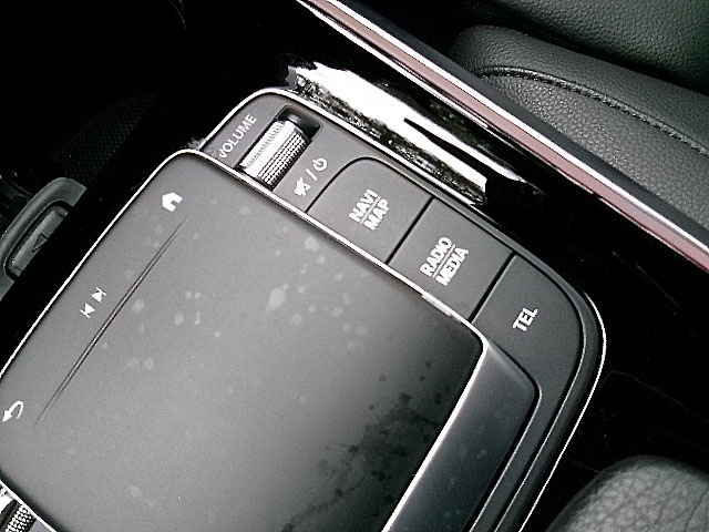 Mercedes-Benz EQB  2023