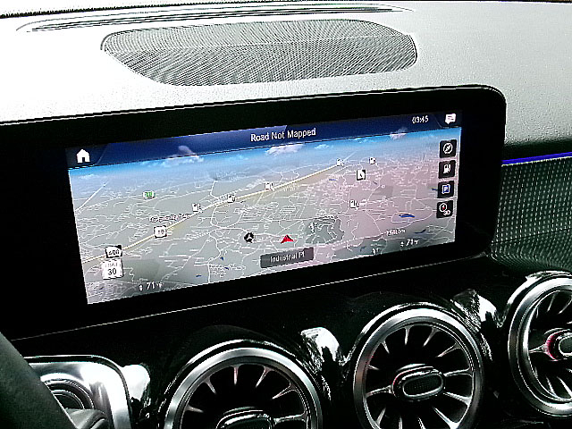 Mercedes-Benz EQB  2023