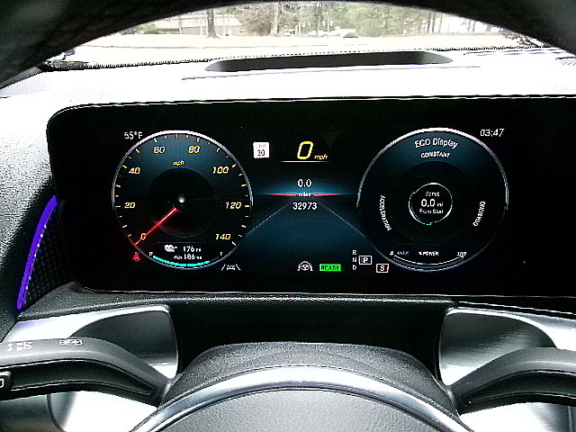 Mercedes-Benz EQB  2023