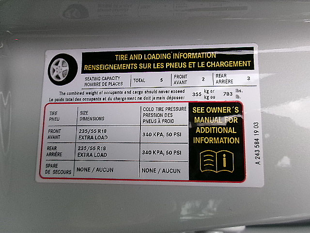 Mercedes-Benz EQB  2023