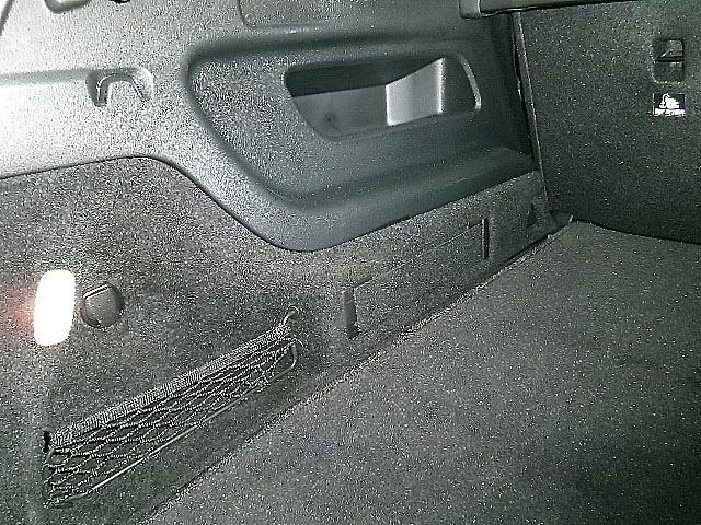 Mercedes-Benz EQB  2023