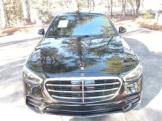 Mercedes-Benz S-Class  2023