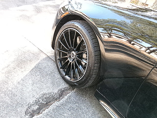 Mercedes-Benz S-Class  2023