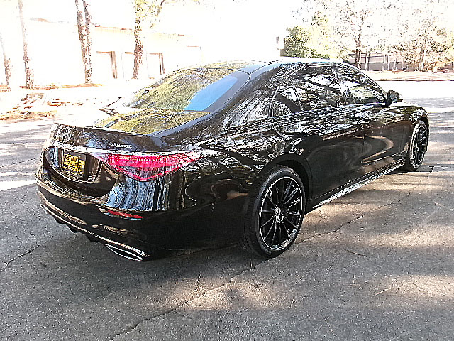 Mercedes-Benz S-Class  2023