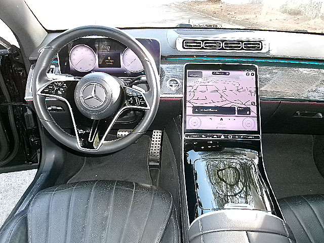 Mercedes-Benz S-Class  2023