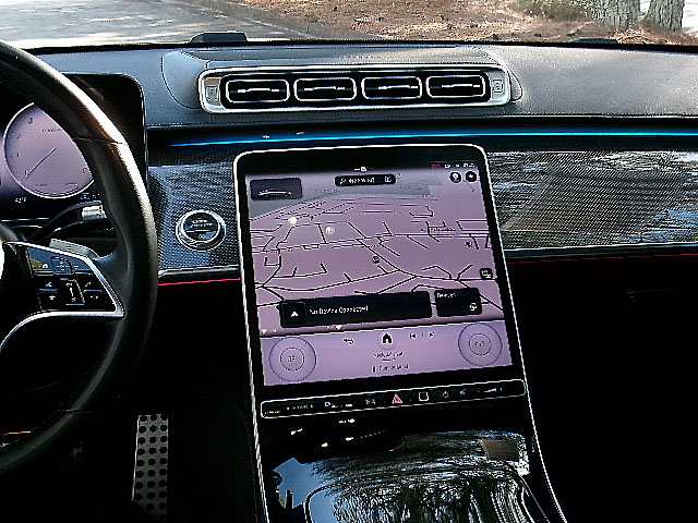 Mercedes-Benz S-Class  2023