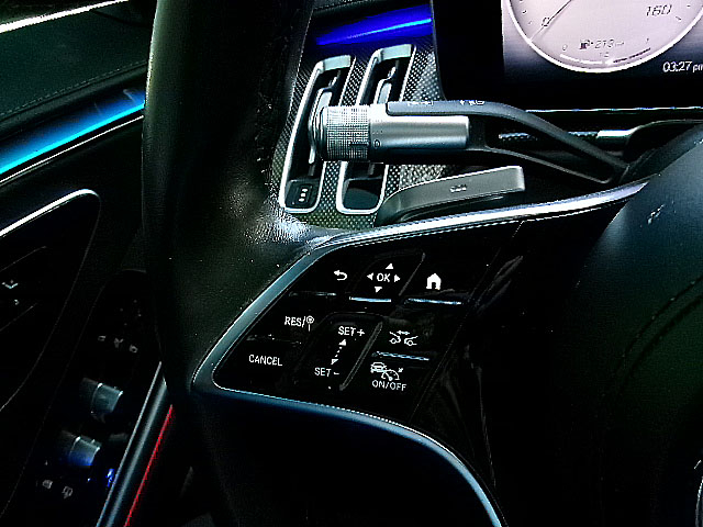 Mercedes-Benz S-Class  2023