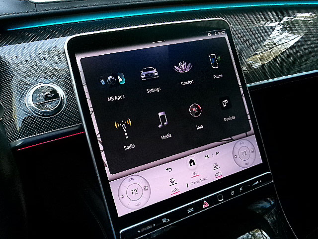 Mercedes-Benz S-Class  2023