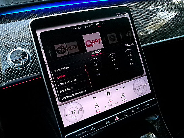 Mercedes-Benz S-Class  2023