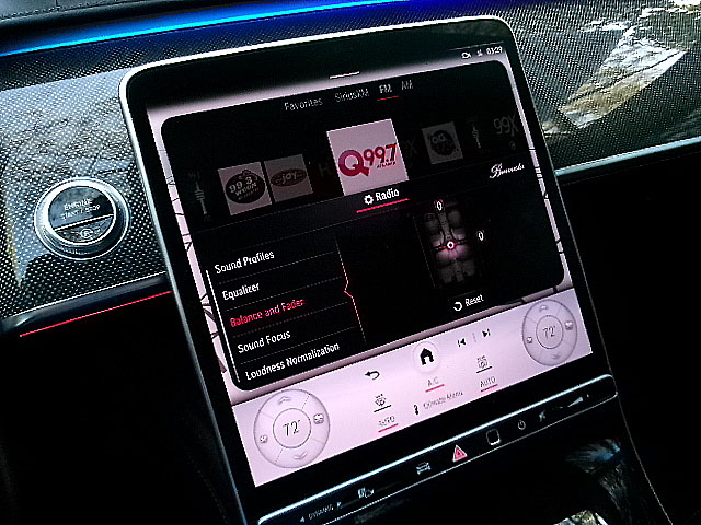 Mercedes-Benz S-Class  2023