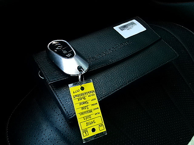 Mercedes-Benz S-Class  2023