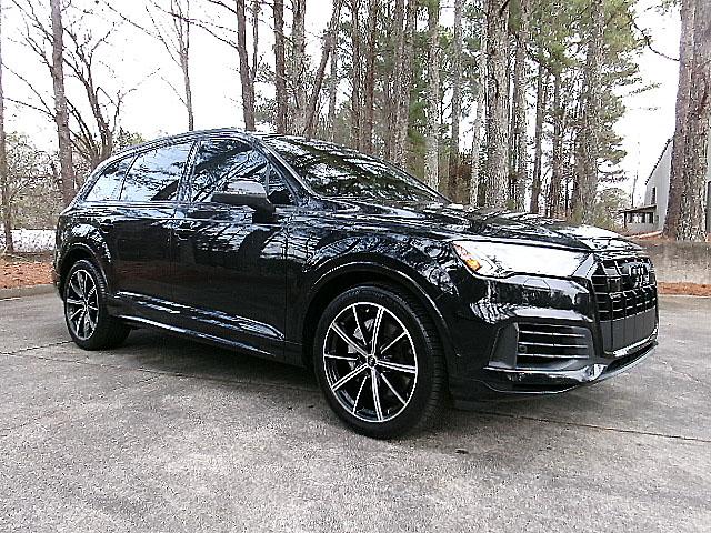 Audi Q7  2021