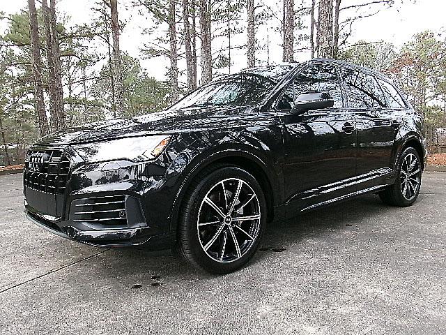 Audi Q7  2021