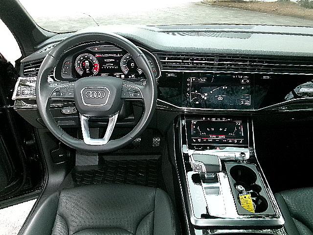 Audi Q7  2021