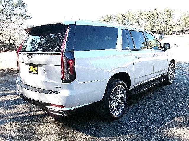 Cadillac Escalade ESV  2021