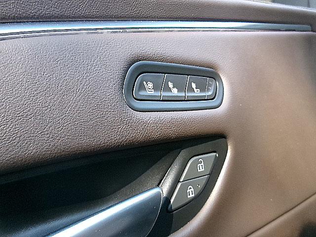 Cadillac Escalade ESV  2021