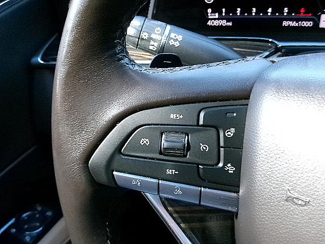 Cadillac Escalade ESV  2021