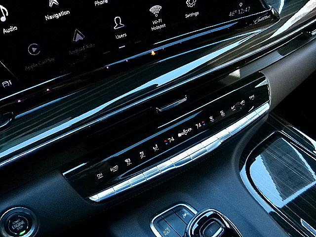 Cadillac Escalade ESV  2021