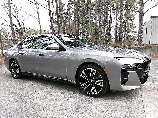 BMW 7 Series  2023