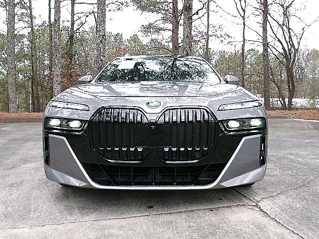 BMW 7 Series  2023
