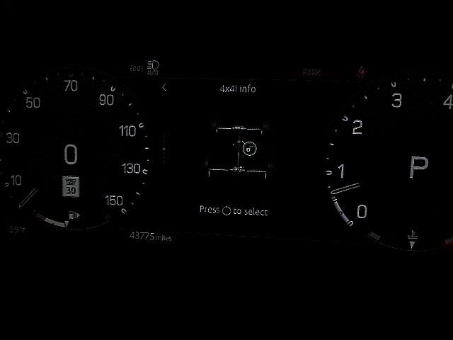 Land Rover Defender  2024