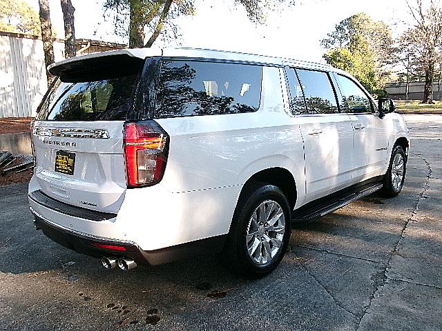Chevrolet Suburban  2023