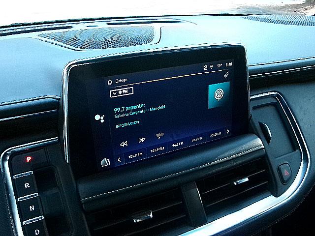 Chevrolet Suburban  2023