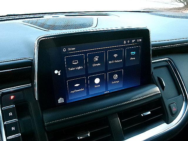 Chevrolet Suburban  2023