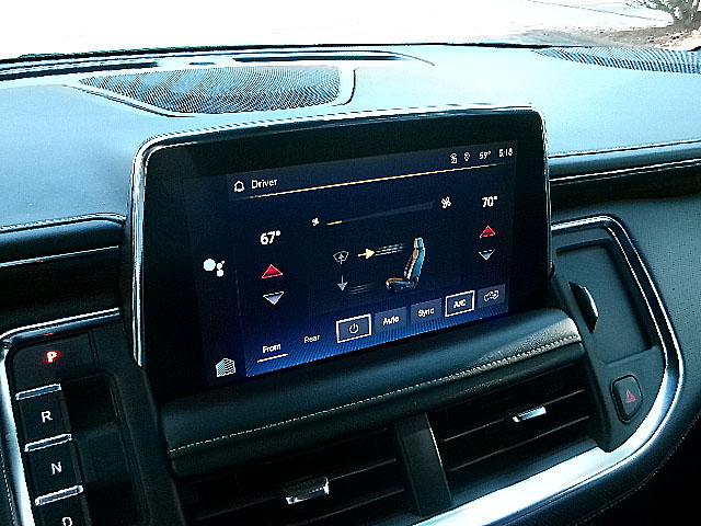 Chevrolet Suburban  2023