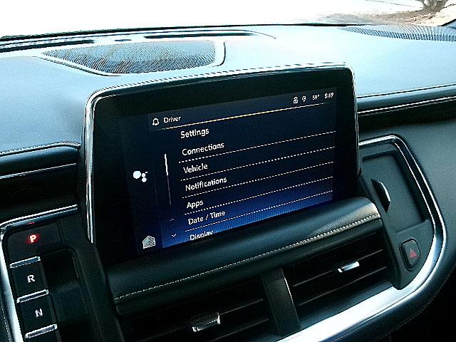 Chevrolet Suburban  2023