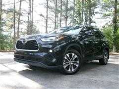 2021 Toyota Highlander 