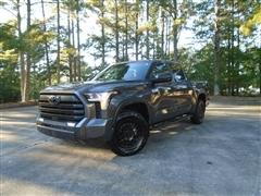 2025 Toyota Tundra 4WD 