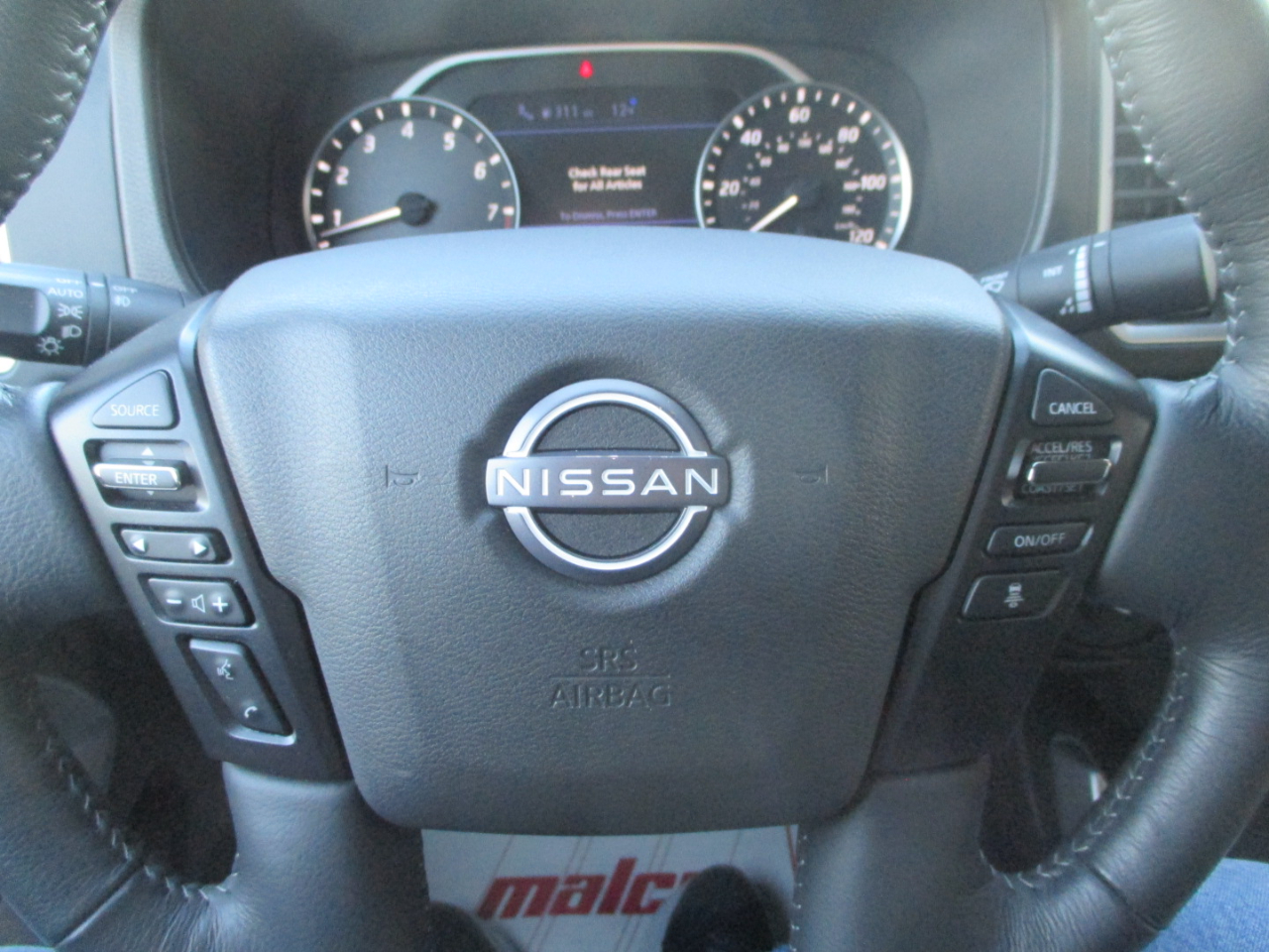 Nissan Frontier SV Crew Cab 4WD 2023