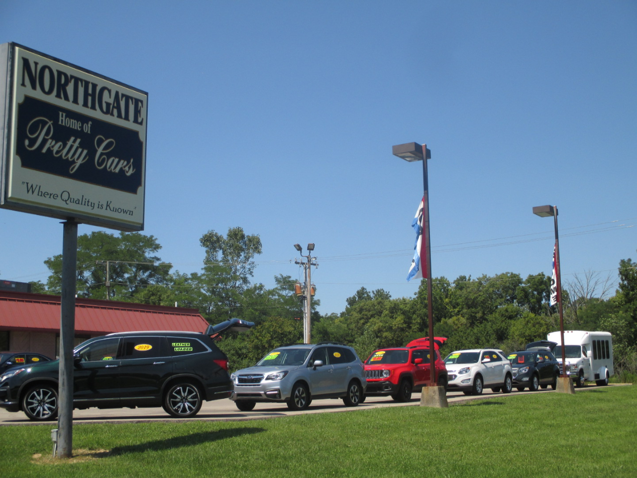 Nissan Frontier SV Crew Cab 4WD 2023