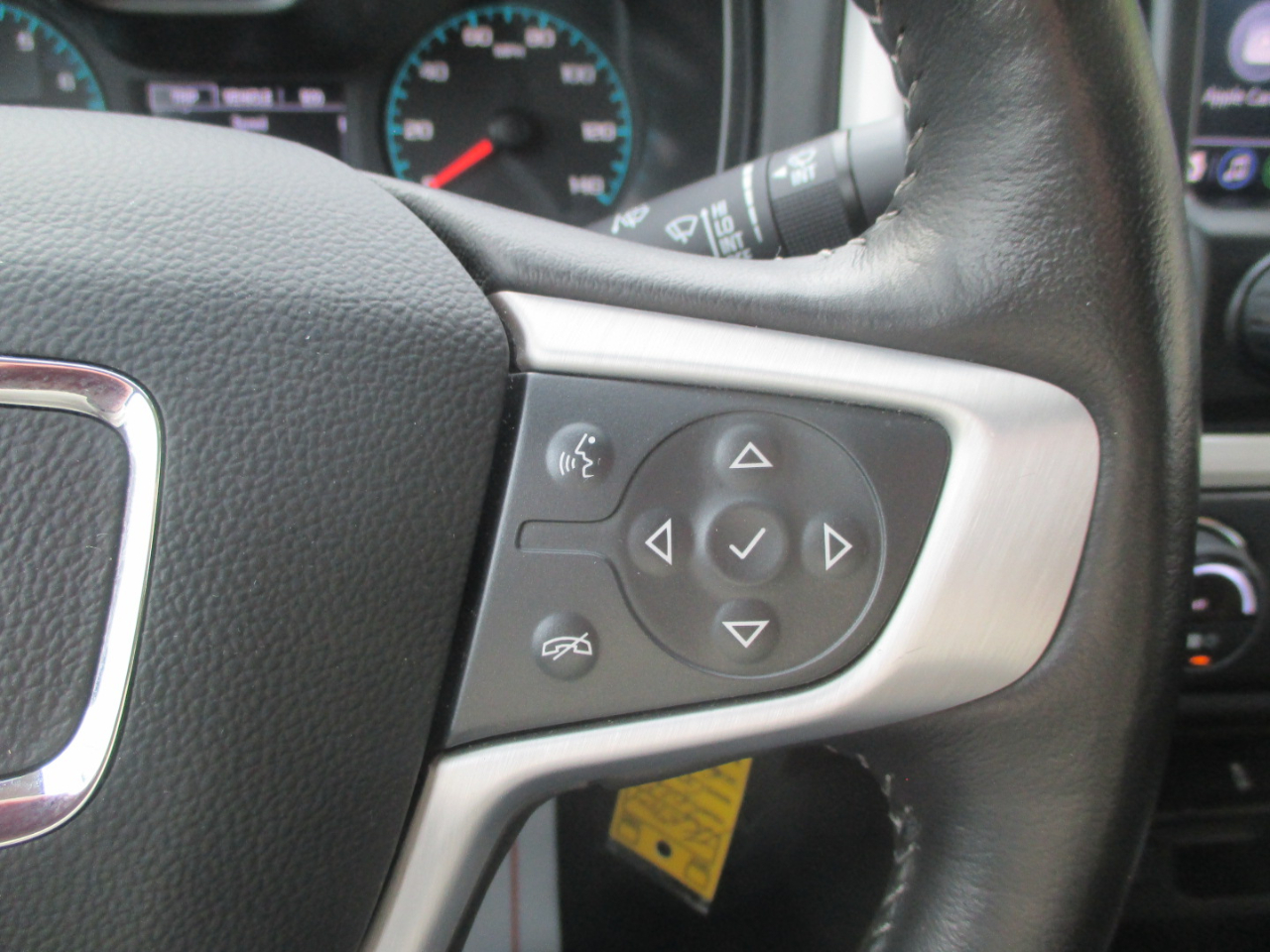 GMC Canyon Elevation Crew Cab 4WD 2022