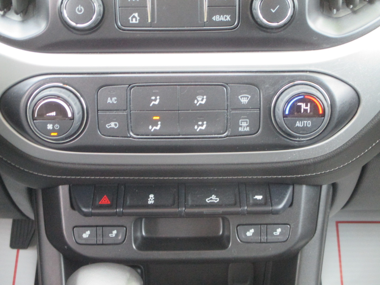 GMC Canyon Elevation Crew Cab 4WD 2022