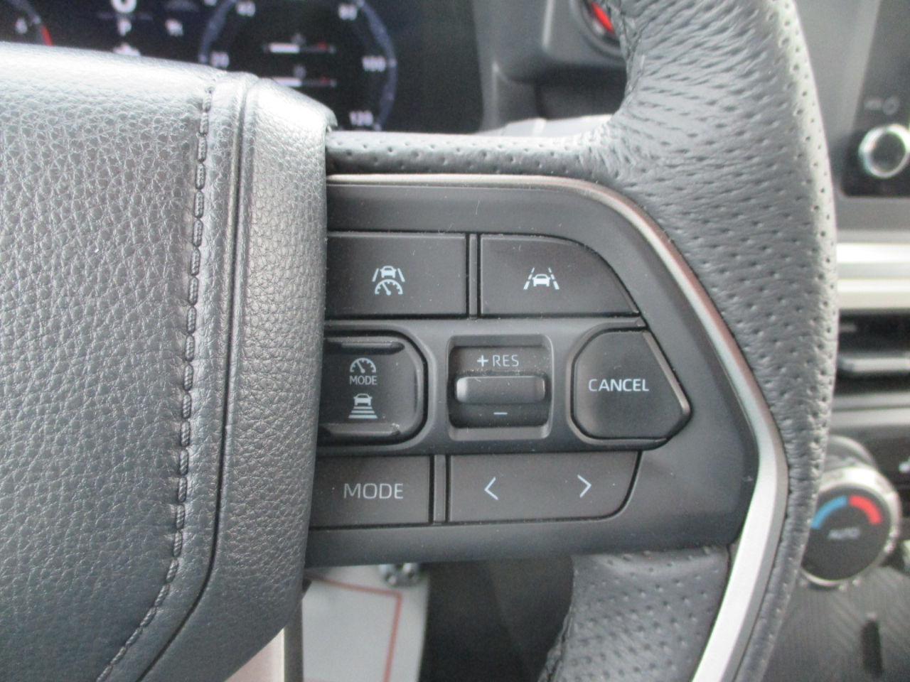 Toyota Tacoma TRD Sport Double Cab 4WD 2025