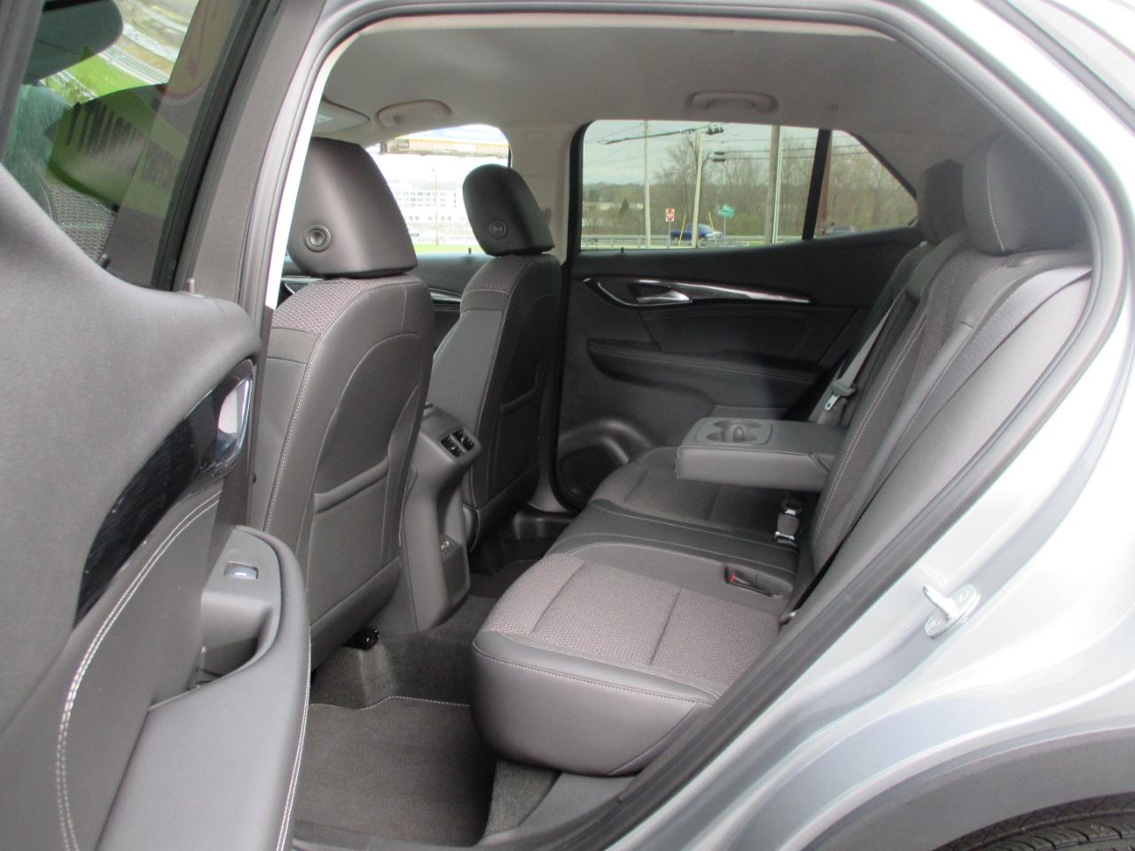 Buick Envision  2023