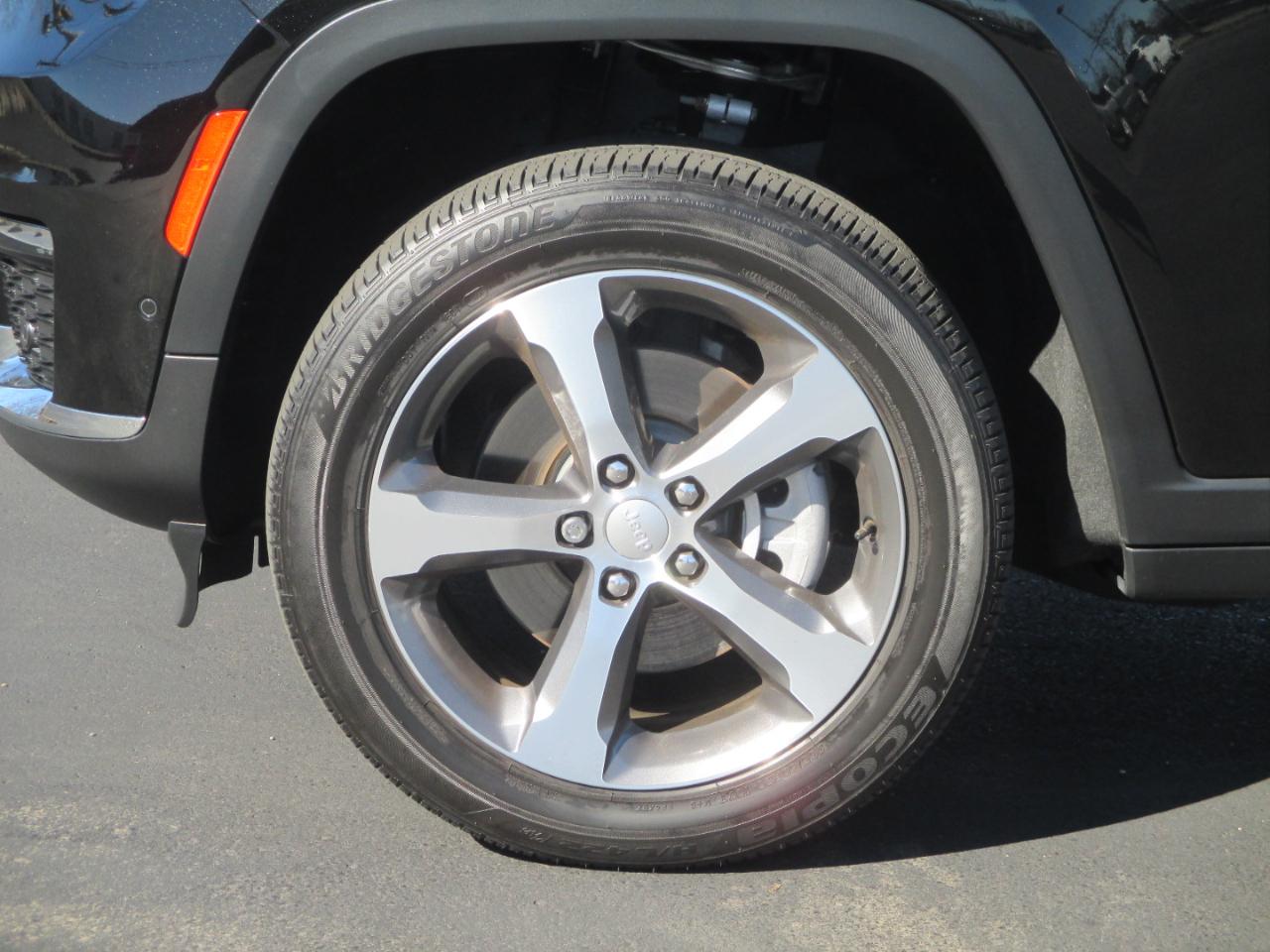 Jeep Grand Cherokee L Limited 4WD 2024