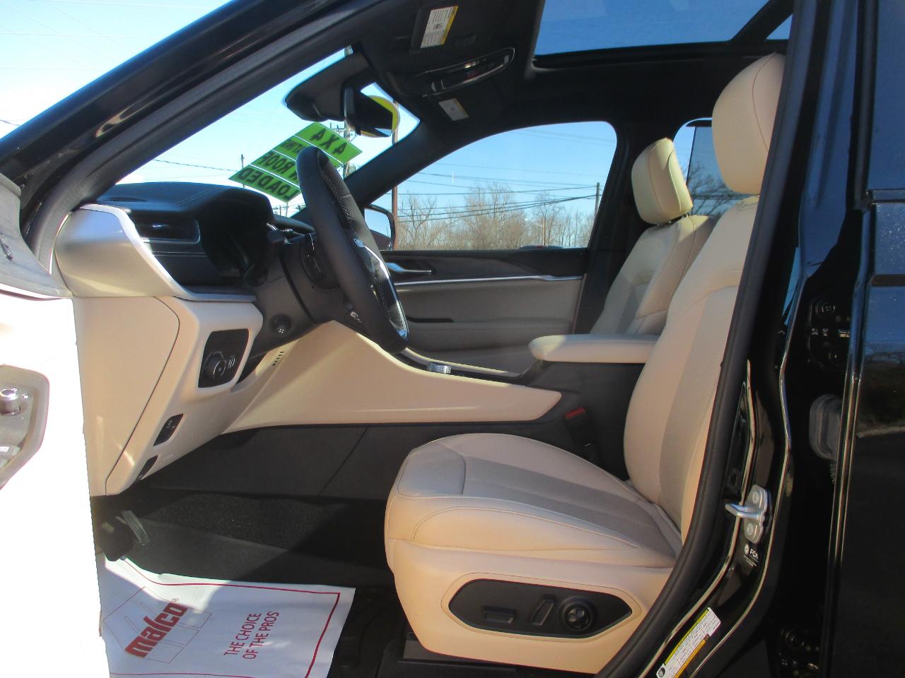 Jeep Grand Cherokee L Limited 4WD 2024