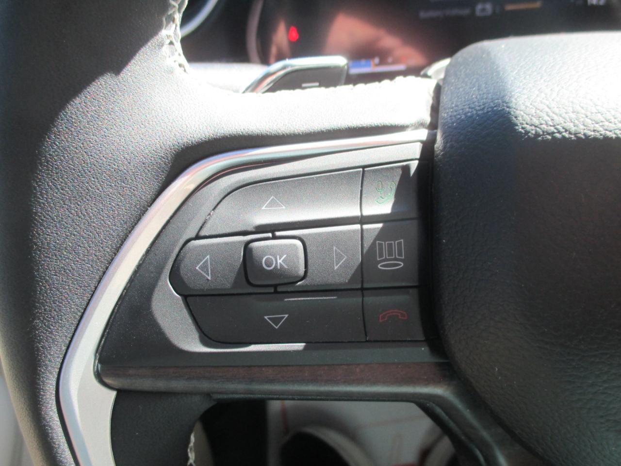 Jeep Grand Cherokee L Limited 4WD 2024